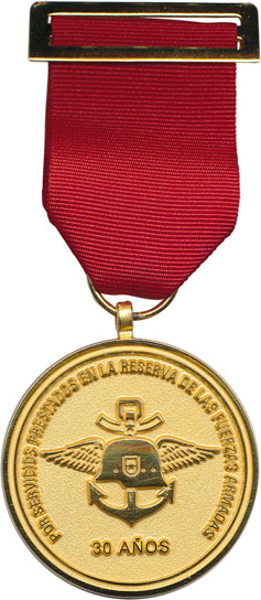 MEDALLA DE SERVICIOS PRESTADOS EN LA RESERVA DE LAS FUERZAS ARMADAS - 30 AÑOS