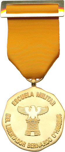 MEDALLA ESCUELA MILITAR ORO
